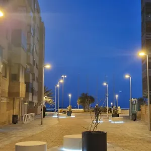 En Paseo Marítimo Apartamento